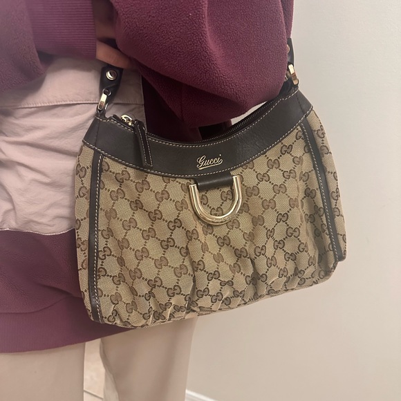 XSOLDXAuthentic GUCCI ABBEY - Picture 3 of 16